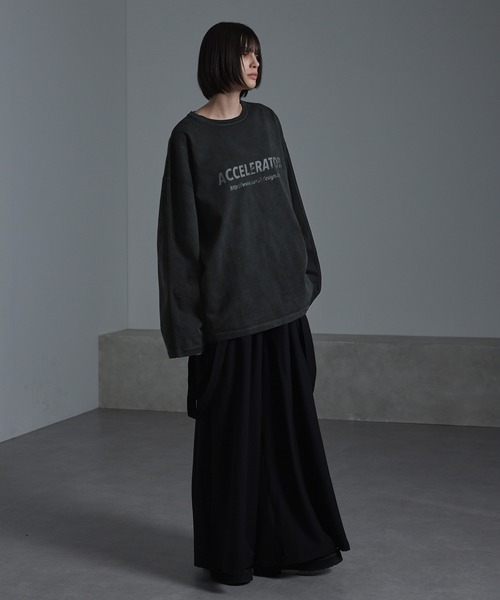 cussil(クシル)の「【cussil/クシル】ルーズシルエットガーメントダイショルダーラインプリントロンT(Tシャツ/カットソー・メンズ・ブラック・M/S/L)」の6枚目の写真