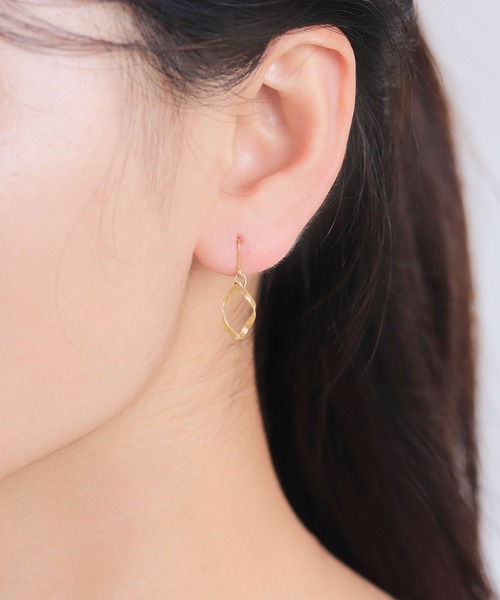 ︎BLOOM ブルーム (エステール) K10 イエローゴールド フック ピアス 4月誕生石 K10 イエローゴールド クォーツ フック ピアス（0222-5874