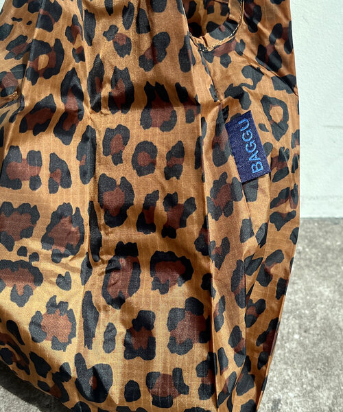 DouDou(ドゥドゥ)の「【BAGGU/バグゥ】25SS BABY BAGGU(エコバッグ/サブバッグ・レディース・ブラウン・FREE)」の4枚目の写真