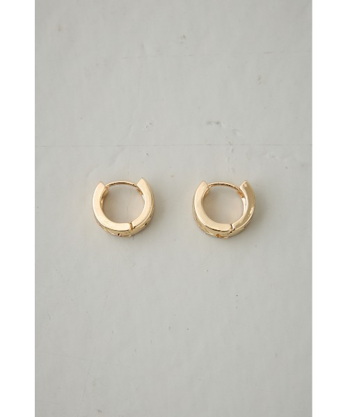 AZUL by moussy(アズールバイマウジー)の「ワイドフープピアス(ピアス(両耳用)・メンズ・ゴールド/シルバー・FREE)」の11枚目の写真