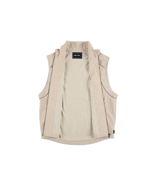 WIND AND SEA（ウィンダンシー）の「Reflective Piping Track Vest（ベスト・メンズ・サンドベージュ/ブラック・XL/S/M/L）」の7枚目の写真