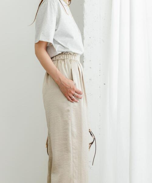 F by ROSSO（エフバイロッソ）の「F by ROSSO　サテンイージーパンツ（その他パンツ・レディース・ブラウン系その他/ベージュ系その他・36/38）」の4枚目の写真