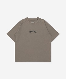 Hurley （ハーレー）の「【Hurley/ハーレー】キッズラッシュガード　バックプリント　水着　ファントム　吸水速乾　PHANTOM OE LOGO OVRSZD SS TEE（ラッシュガード）」