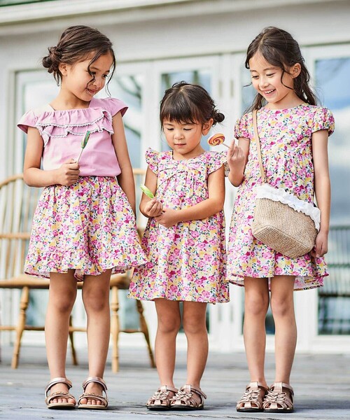 BeBe(ベベ)の「【お揃い】フルールドゥジョワプリントフリルキュロットパンツ(90~150cm)(その他パンツ・キッズ・ピンク系その他・110cm/120cm/130cm/140cm/150cm)」の15枚目の写真