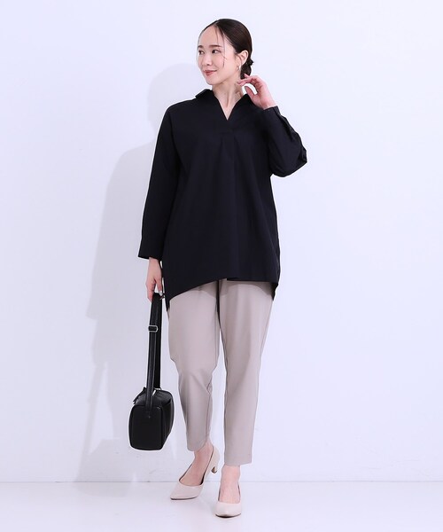 SHOO・LA・RUE（シューラルー）の「【洗える/S-LL】きれいに体型カバーが叶うチュニックシャツ（チュニック・レディース・ホワイト/ネイビー/イエロー系その他・01/02/03/04）」の9枚目の写真