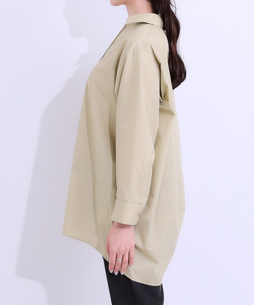 SHOO・LA・RUE（シューラルー）の「【洗える/S-LL】きれいに体型カバーが叶うチュニックシャツ（チュニック・レディース・ホワイト/ネイビー/イエロー系その他・01/02/03/04）」の12枚目の写真