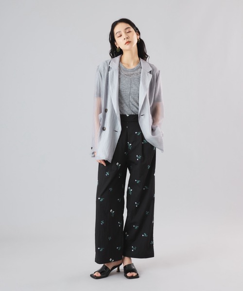 Muscat（マスカット）の「フラワーエンブロイダリーツータックワイドパンツ（その他パンツ・レディース・ブラック/サンドベージュ・F）」の10枚目の写真