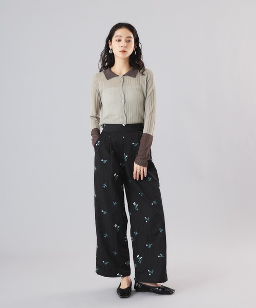 Muscat（マスカット）の「フラワーエンブロイダリーツータックワイドパンツ（その他パンツ・レディース・ブラック/サンドベージュ・F）」の5枚目の写真