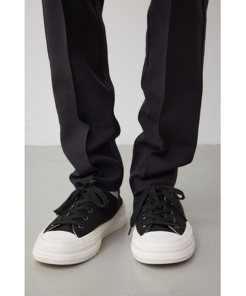 AZUL by moussy（アズールバイマウジー）の「センタープリーツスリムスラックス（スラックス・メンズ・ブラック/グレー・MEDIUM/LARGE）」の13枚目の写真