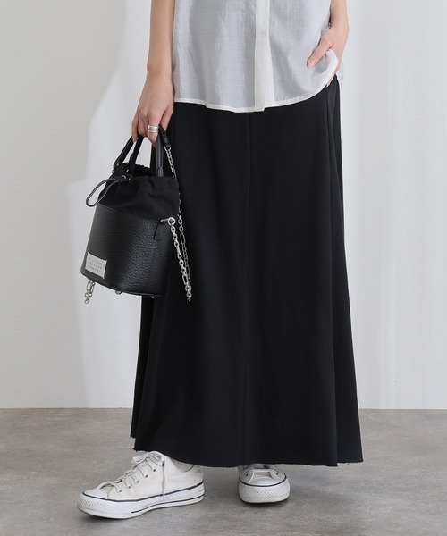 ElegChic（エレグシック）の「ミニ裏毛裾切りっぱなしフレアスカート（スカート・レディース・ブラック/ライトベージュ/ライトグレー/グレー系1/チャコール・M/XL/4L）」の6枚目の写真