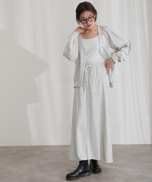 ElegChic（エレグシック）の「ミニ裏毛裾切りっぱなしフレアスカート（スカート・レディース・ブラック/ライトベージュ/ライトグレー/グレー系1/チャコール・M/XL/4L）」の12枚目の写真