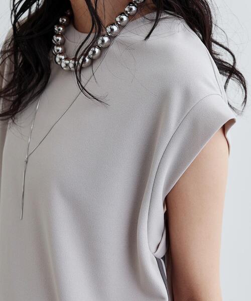 GALLEST(ギャレスト)の「サイドラインジョーゼットワンピース(ワンピース・レディース・ライトグレー/ブラック・36/38)」の11枚目の写真