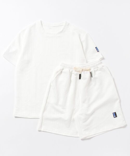 NEW GENTLEMAN(ニュージェントルマン)の「【2点SET】ブレディーロゴジャガード セットアップ T&ショーツ(Tシャツ/カットソー・メンズ・ベージュ/ホワイト/ブラック・M/L/XL)」の4枚目の写真