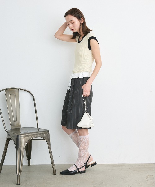ad thie(アドティエ)の「トライアングル ミニハンドバッグ(ハンドバッグ・レディース・ベージュ/ブラック/ライトパープル/ブラック系その他/オフホワイト/ホワイト系その他・FREE)」の12枚目の写真
