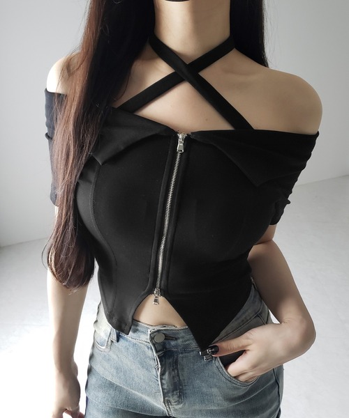 me+em select(ミームセレクト)の「【 3color 】ダブルジップクロスネックオフショルTシャツ / double zip cross neck off shoulder T-shirt(Tシャツ/カットソー・レディース・ブラック/グレー/ホワイト・FREE)」の10枚目の写真