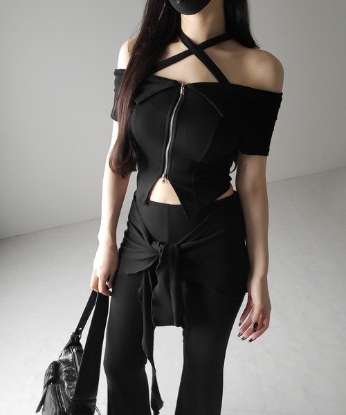 me+em select(ミームセレクト)の「【 3color 】ダブルジップクロスネックオフショルTシャツ / double zip cross neck off shoulder T-shirt(Tシャツ/カットソー・レディース・ブラック/グレー/ホワイト・FREE)」の16枚目の写真
