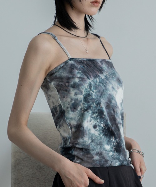 VACANCY（ヴァカンシー）の「タイダイ柄カップ付きキャミソール（キャミソール・レディース・オレンジ/ネイビー/ベージュ/パープル・FREE）」の12枚目の写真