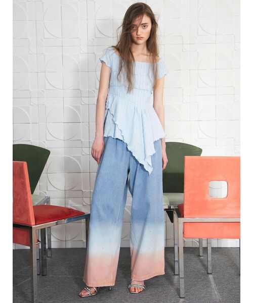 CALNAMUR（カルナムール）の「グラデーションデニムパンツ（デニムパンツ・レディース・ライトブルー/グレー・SMALL/MEDIUM）」の8枚目の写真