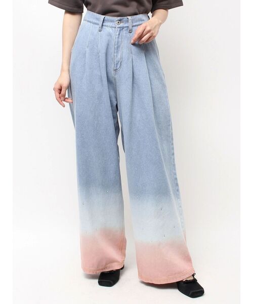 CALNAMUR（カルナムール）の「グラデーションデニムパンツ（デニムパンツ・レディース・ライトブルー/グレー・SMALL/MEDIUM）」の12枚目の写真