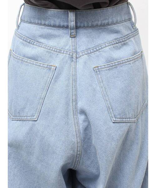 CALNAMUR（カルナムール）の「グラデーションデニムパンツ（デニムパンツ・レディース・ライトブルー/グレー・SMALL/MEDIUM）」の16枚目の写真