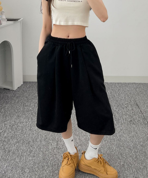 VIVID LADY(ビビッドレディー)の「バミューダ ワイド スウェットパンツ(スウェットパンツ・レディース・ブラック/グレー/ライトグレー・FREE)」の17枚目の写真