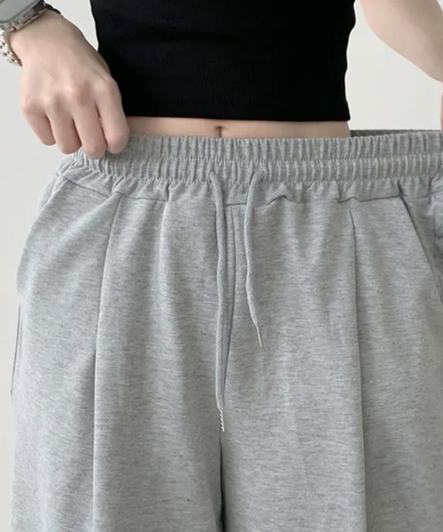 VIVID LADY(ビビッドレディー)の「バミューダ ワイド スウェットパンツ(スウェットパンツ・レディース・ブラック/グレー/ライトグレー・FREE)」の20枚目の写真