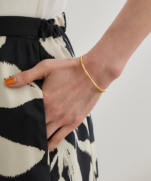 ROPE'（ロペ）の「DEVEAUXジオメトリックフラワーイージースカート（スカート・レディース・ブラック/オレンジ・38/36）」の7枚目の写真