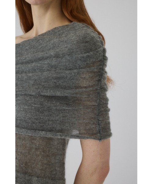 Off shoulder compact tops オフショルダーコンパクトトップス