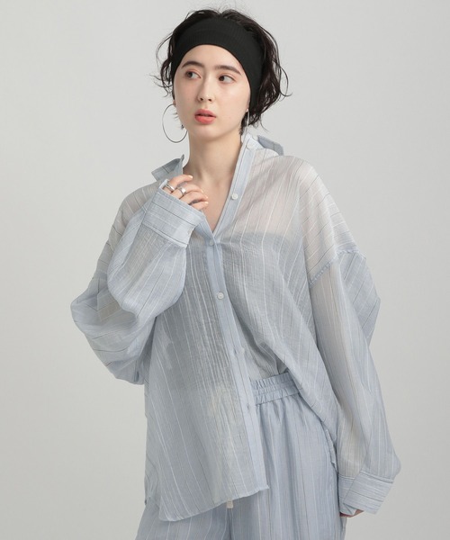 GEORGE'S(ジョージズ)の「シアーBIGシャツ(シャツ/ブラウス・レディース・ブルー系/アイボリー/イエロー系/ネイビー・FREE)」の3枚目の写真