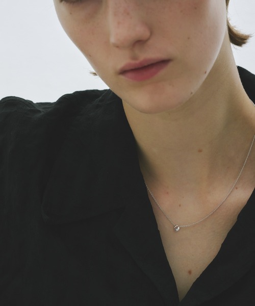 and cloud(アンドクラウド)の「Nocturnal Phases Necklace(ネックレス・レディース・ブラック/イエローゴールド/シルバー・FREE)」の5枚目の写真