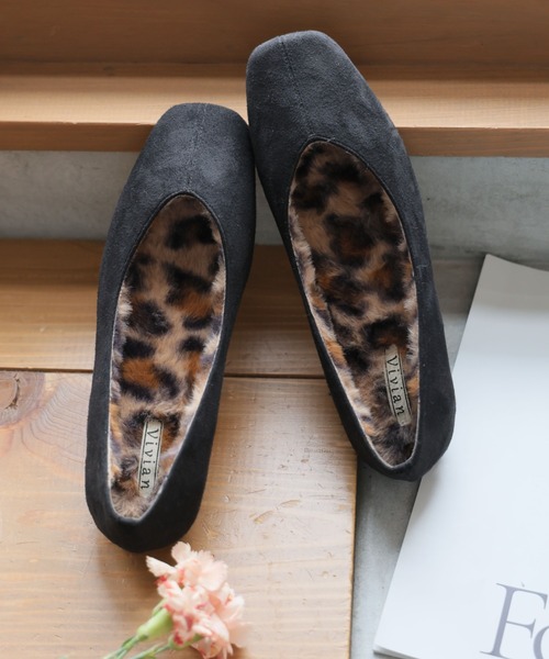 VIVIAN（ヴィヴィアン）の「もふぽかファーインナーフラットシューズ（パンプス・レディース・ブラック系その他3/グレー系その他6/クリアブラック・LL/S/M/L）」の4枚目の写真