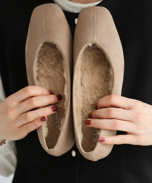 VIVIAN（ヴィヴィアン）の「もふぽかファーインナーフラットシューズ（パンプス・レディース・ブラック系その他3/グレー系その他6/クリアブラック・LL/S/M/L）」の20枚目の写真