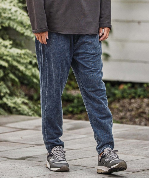 CAMBIO(カンビオ)の「mp13914-Chemical Wash Indigo Sweat Tuck Pants スウェットパンツ(スウェットパンツ・メンズ・インディゴブルー/ブルー・S/M/L)」の5枚目の写真