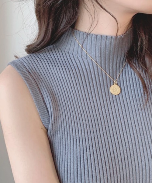 VIBGYOR（ヴィブジョー）の「urbanfemine./ノースリーブニット U7037（ニット/セーター・レディース・ブラック/イエロー/ホワイト/グリーン/グレー/ベージュ・FREE）」の3枚目の写真