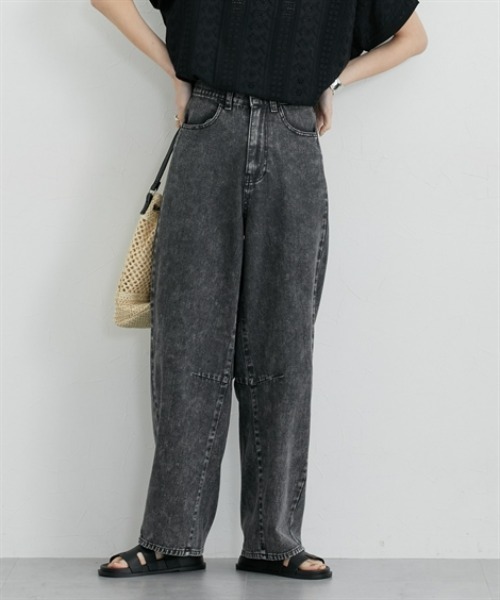 nissen（ニッセン）の「きれいめカーブデニムパンツ（デニムパンツ・レディース・ケミカルウォッシュ/ブラック/インディゴブルー・M/L）」の4枚目の写真