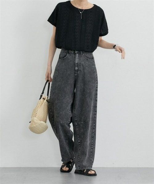 nissen（ニッセン）の「きれいめカーブデニムパンツ（デニムパンツ・レディース・ケミカルウォッシュ/ブラック/インディゴブルー・M/L）」の5枚目の写真