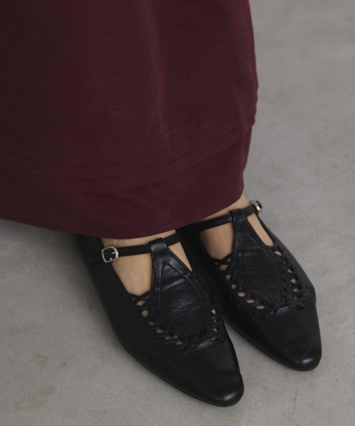 Libra Cue(リブラ キュー)の「Tストラップレースアップシューズ(パンプス・レディース・ブラック・LARGE/MEDIUM/SMALL)」の3枚目の写真