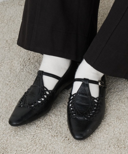 Tストラップレースアップシューズ（パンプス）｜Libra Cue（リブラ