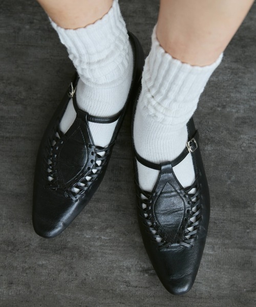 Libra Cue(リブラ キュー)の「Tストラップレースアップシューズ(パンプス・レディース・ブラック・LARGE/MEDIUM/SMALL)」の12枚目の写真