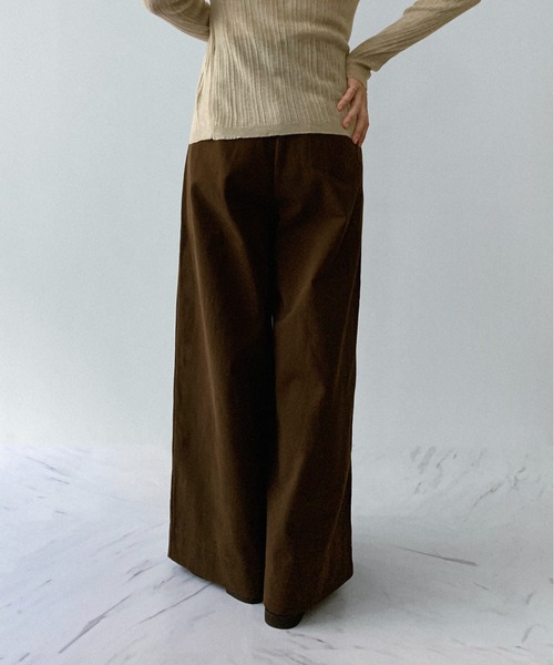 on:nue（オンニュ）の「【on:nue】[着用動画あり！/5色展開/3サイズ展開]  ワンタックツイルパンツ /2025 AW COLLECTION（その他パンツ・レディース・ブラウン/ベージュ/ライトグレー/ネイビー/グレー・MEDIUM/SMALL/LARGE）」の8枚目の写真