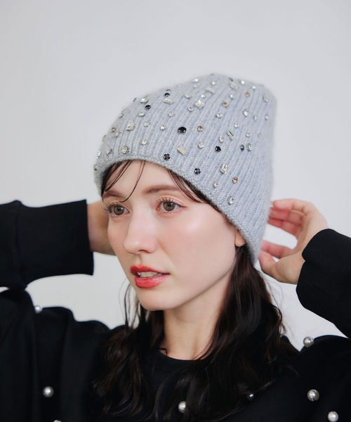 PICCIN(ピッチン)の「ビジューニット帽(ニットキャップ/ビーニー・レディース・ライトグレー/ブラック・FREE)」の2枚目の写真