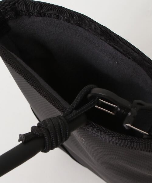 THE NORTH FACE(ザノースフェイス)の「ザ・ノースフェイス / BCネックポーチ NM82502(ショルダーバッグ・メンズ・ホワイト系その他/ピンク系その他/ブラック/ネイビー系/カーキ系・ONE SIZE)」の8枚目の写真