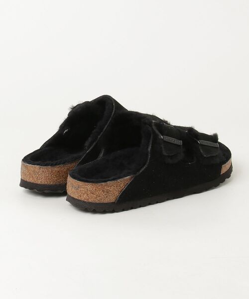 BIRKENSTOCK(ビルケンシュトック)の「【公式】ビルケンシュトック Arizona Shearling/アリゾナ シアリング スエードレザー(サンダル・メンズ・ブラック・23cm【ナロー幅】/22.5cm【ナロー幅】/25cm【ナロー幅】/24.5cm【ナロー幅】)」の9枚目の写真