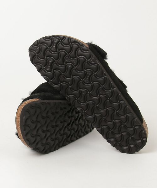 BIRKENSTOCK(ビルケンシュトック)の「【公式】ビルケンシュトック Arizona Shearling/アリゾナ シアリング スエードレザー(サンダル・メンズ・ブラック・23cm【ナロー幅】/22.5cm【ナロー幅】/25cm【ナロー幅】/24.5cm【ナロー幅】)」の10枚目の写真