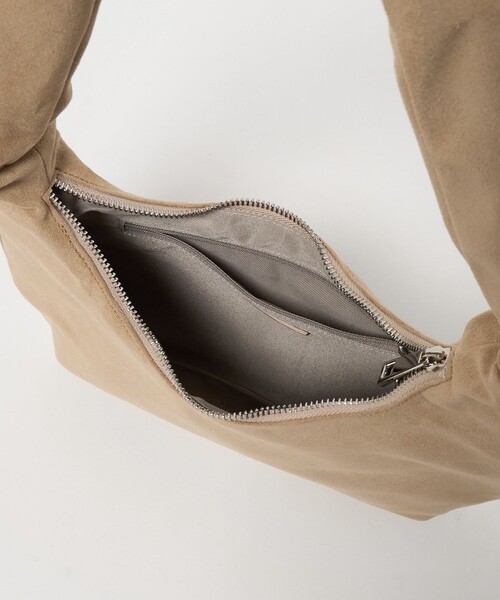 ALICE MARTHA（アリスマシャ）の「＜ALICE MARTHA＞ KIRA（ショルダーバッグ・レディース・ブラック/ベージュ・FREE）」の17枚目の写真