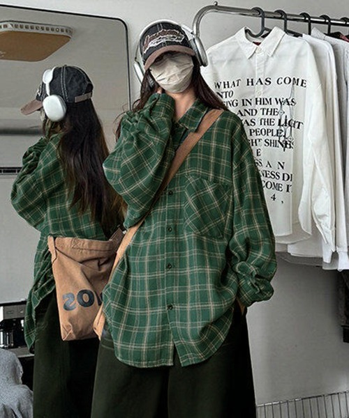 VIBGYOR（ヴィブジョー）の「ユニセックス ルーズチェックシャツ/韓国 ストリート(CZ)（シャツ/ブラウス・レディース・ブラウン/レッド/ブルー/グリーン・MEDIUM/LARGE）」の5枚目の写真