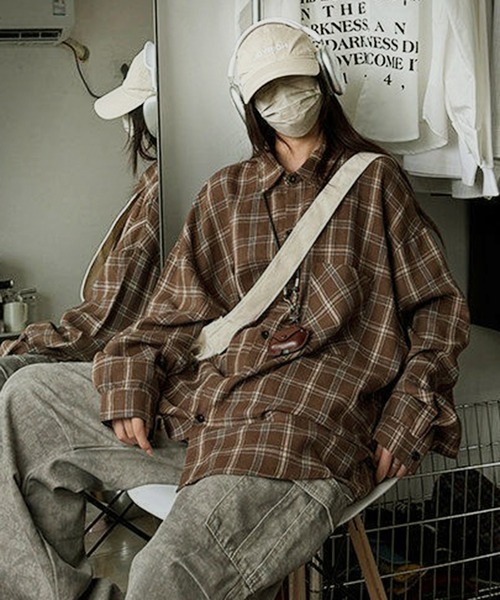 VIBGYOR（ヴィブジョー）の「ユニセックス ルーズチェックシャツ/韓国 ストリート(CZ)（シャツ/ブラウス・レディース・ブラウン/レッド/ブルー/グリーン・MEDIUM/LARGE）」の11枚目の写真