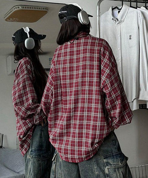 VIBGYOR（ヴィブジョー）の「ユニセックス ルーズチェックシャツ/韓国 ストリート(CZ)（シャツ/ブラウス・レディース・ブラウン/レッド/ブルー/グリーン・MEDIUM/LARGE）」の21枚目の写真
