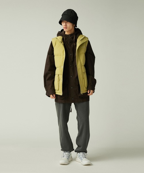 Snow Peak(スノーピーク)の「Snow Peak / Everyday Down Vest ダウンベスト(ダウンベスト・メンズ・ブラック/チャコール/ライトグリーン・L/M/S/XL/1)」の6枚目の写真