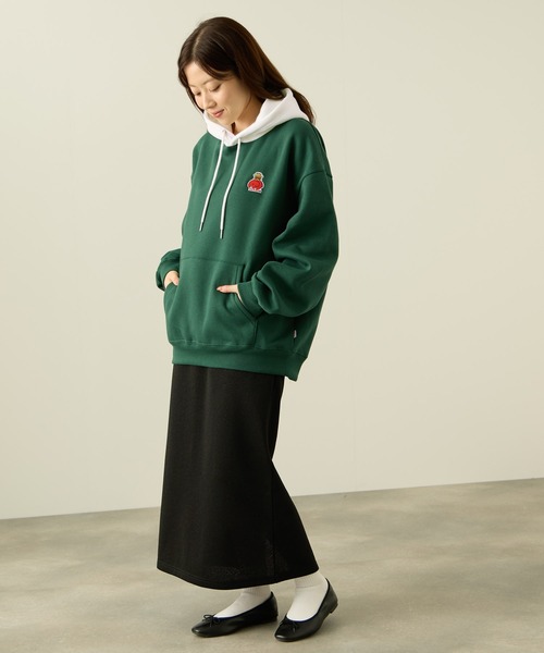 Red Cap Girl(レッドキャプガール)の「REDCAPGIRL×DOMDOM 裏起毛配色フーディー(パーカー・メンズ・ブラック/アッシュグレー/グリーン・M/XL/L)」の13枚目の写真